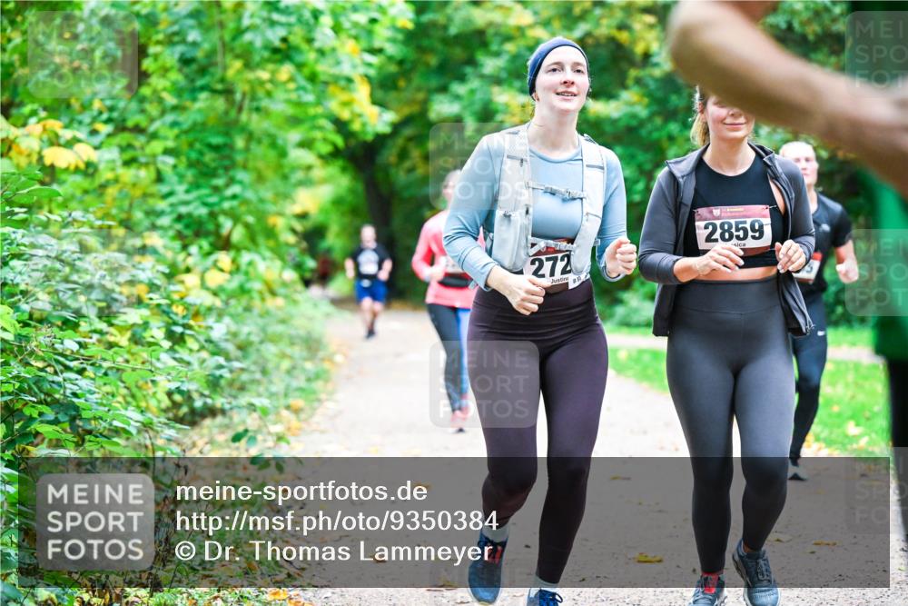 12.10.2025 - Bramfelder Halbmarathon 2025 Dr. Thomas Lammeyer http://msf.ph/oto/9350384 12.10.2025 10:33:59 Laufen 272, 30, 2859 meine-sportfotos.de