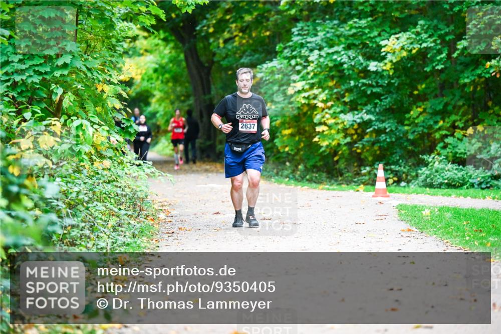 12.10.2025 - Bramfelder Halbmarathon 2025 Dr. Thomas Lammeyer http://msf.ph/oto/9350405 12.10.2025 10:34:03 Laufen 2637 meine-sportfotos.de