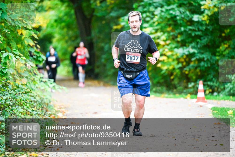 12.10.2025 - Bramfelder Halbmarathon 2025 Dr. Thomas Lammeyer http://msf.ph/oto/9350418 12.10.2025 10:34:05 Laufen 2637 meine-sportfotos.de