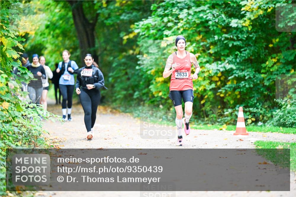 12.10.2025 - Bramfelder Halbmarathon 2025 Dr. Thomas Lammeyer http://msf.ph/oto/9350439 12.10.2025 10:34:11 Laufen 2347, 2633 meine-sportfotos.de