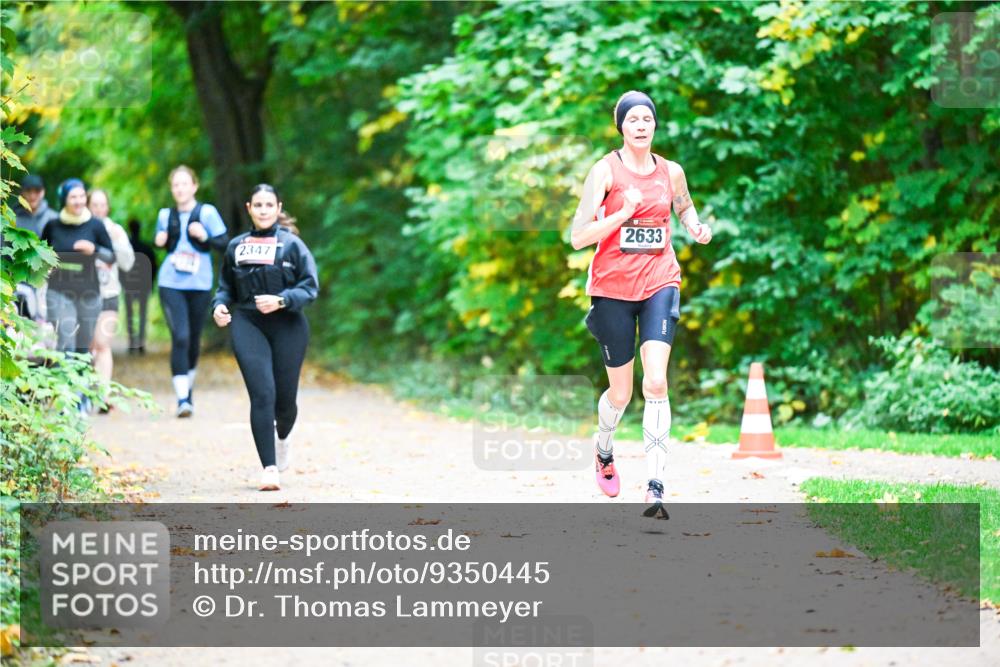 12.10.2025 - Bramfelder Halbmarathon 2025 Dr. Thomas Lammeyer http://msf.ph/oto/9350445 12.10.2025 10:34:12 Laufen 2633, 2347 meine-sportfotos.de