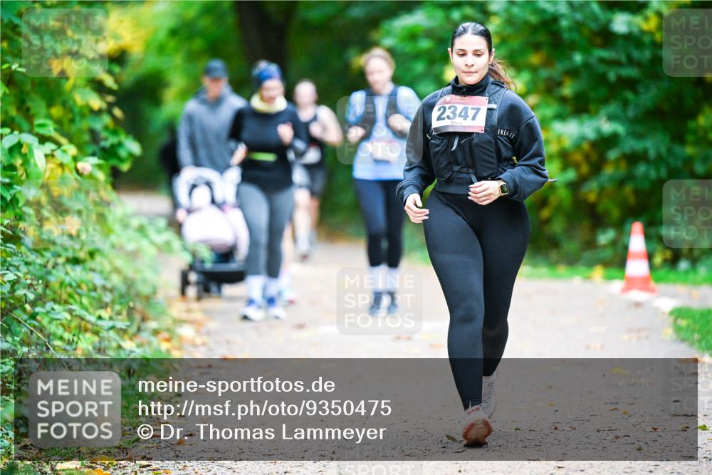 12.10.2025 - Bramfelder Halbmarathon 2025 Dr. Thomas Lammeyer http://msf.ph/oto/9350475 12.10.2025 10:34:17 Laufen 2347 meine-sportfotos.de