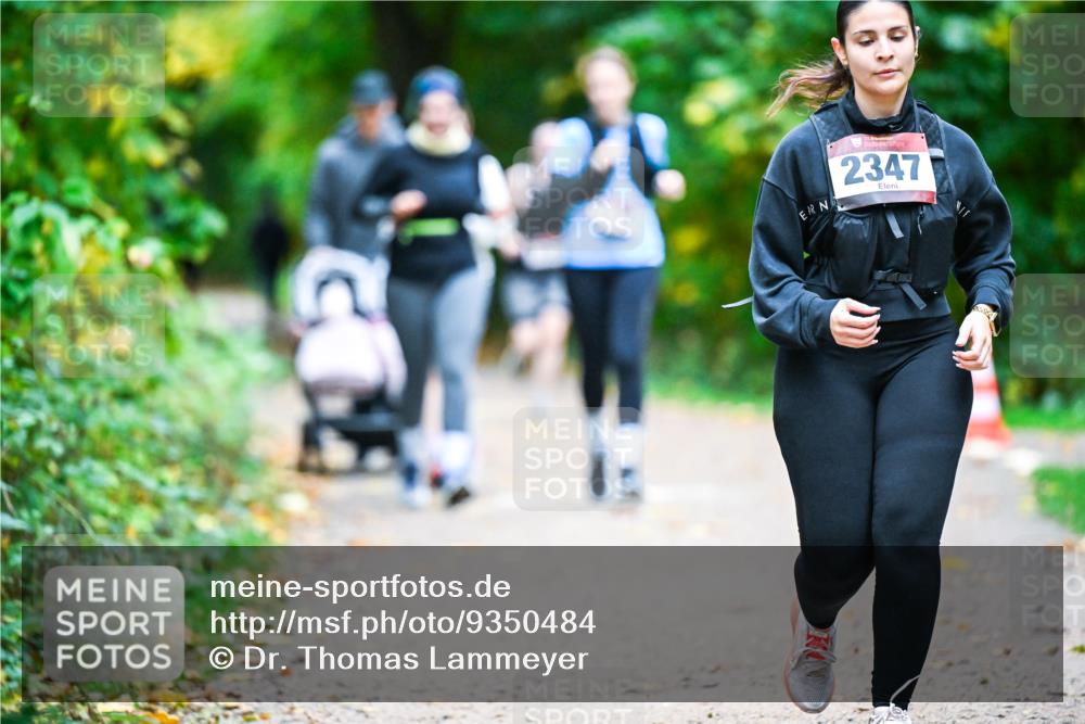 12.10.2025 - Bramfelder Halbmarathon 2025 Dr. Thomas Lammeyer http://msf.ph/oto/9350484 12.10.2025 10:34:19 Laufen 34, 2347 meine-sportfotos.de