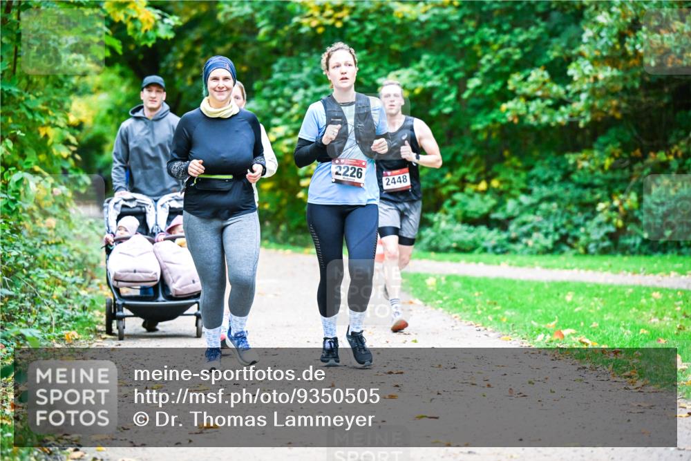 12.10.2025 - Bramfelder Halbmarathon 2025 Dr. Thomas Lammeyer http://msf.ph/oto/9350505 12.10.2025 10:34:24 Laufen 2226, 2448 meine-sportfotos.de
