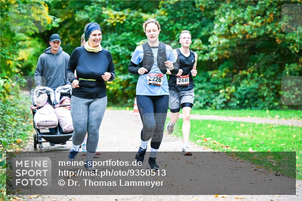 12.10.2025 - Bramfelder Halbmarathon 2025 Dr. Thomas Lammeyer http://msf.ph/oto/9350513 12.10.2025 10:34:25 Laufen 2226, 2448 meine-sportfotos.de