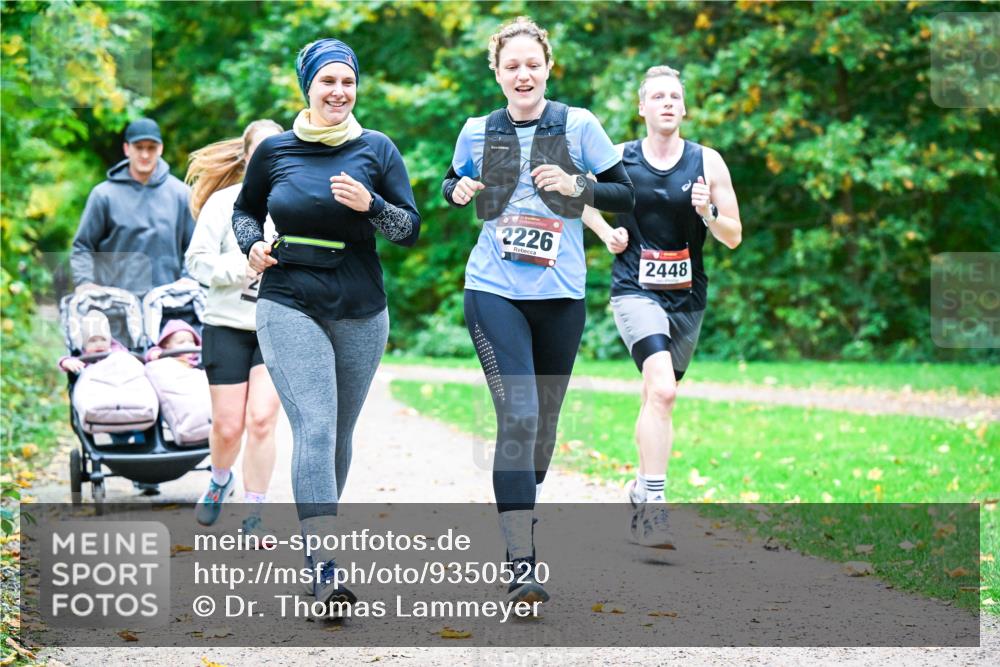 12.10.2025 - Bramfelder Halbmarathon 2025 Dr. Thomas Lammeyer http://msf.ph/oto/9350520 12.10.2025 10:34:26 Laufen 2226, 2448 meine-sportfotos.de
