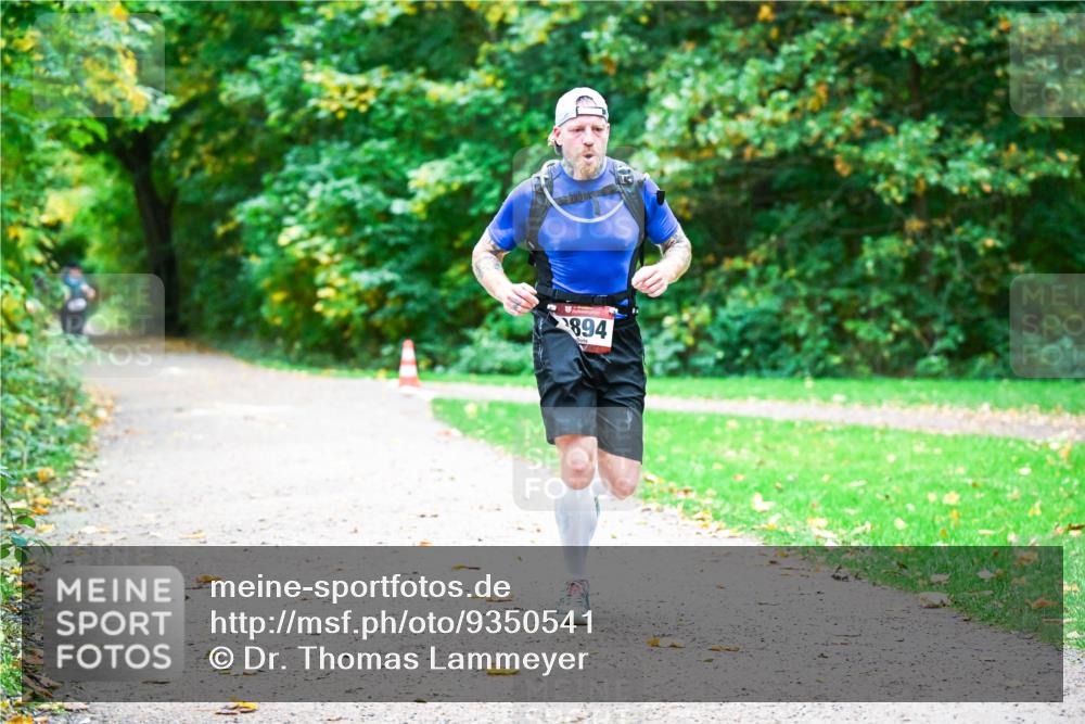 12.10.2025 - Bramfelder Halbmarathon 2025 Dr. Thomas Lammeyer http://msf.ph/oto/9350541 12.10.2025 10:34:33 Laufen 894 meine-sportfotos.de