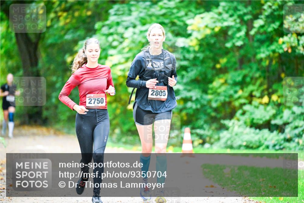 12.10.2025 - Bramfelder Halbmarathon 2025 Dr. Thomas Lammeyer http://msf.ph/oto/9350704 12.10.2025 10:35:25 Laufen 2750, 2809 meine-sportfotos.de