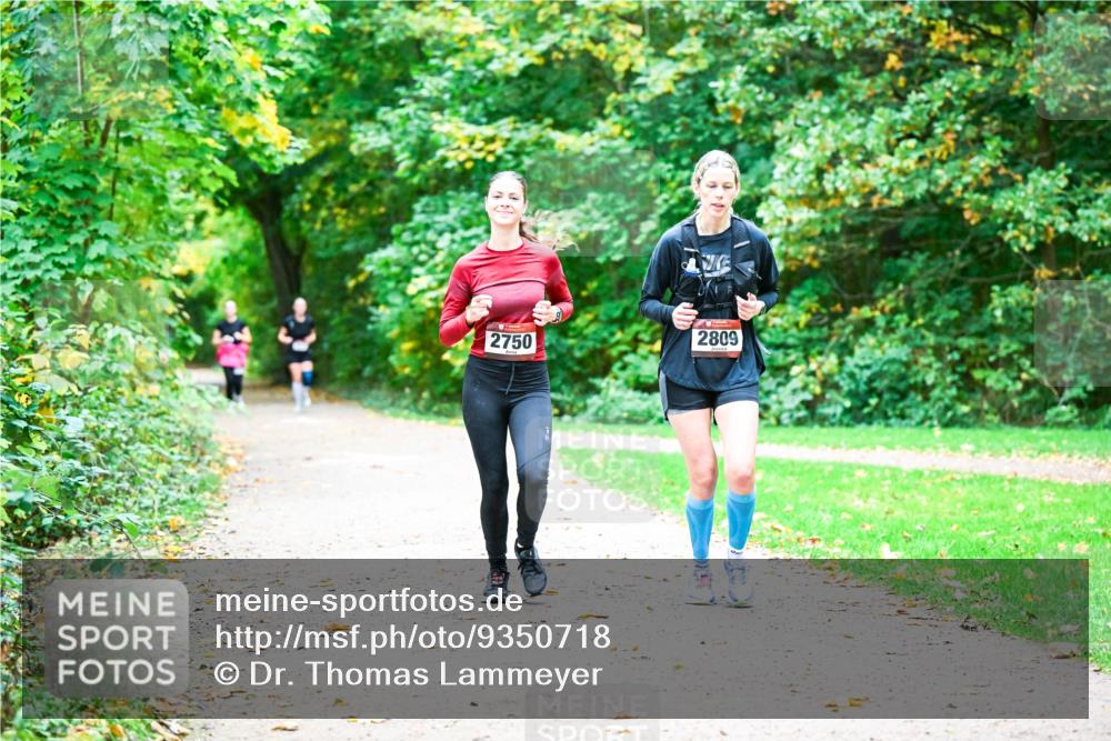 12.10.2025 - Bramfelder Halbmarathon 2025 Dr. Thomas Lammeyer http://msf.ph/oto/9350718 12.10.2025 10:35:27 Laufen 2809, 2750 meine-sportfotos.de