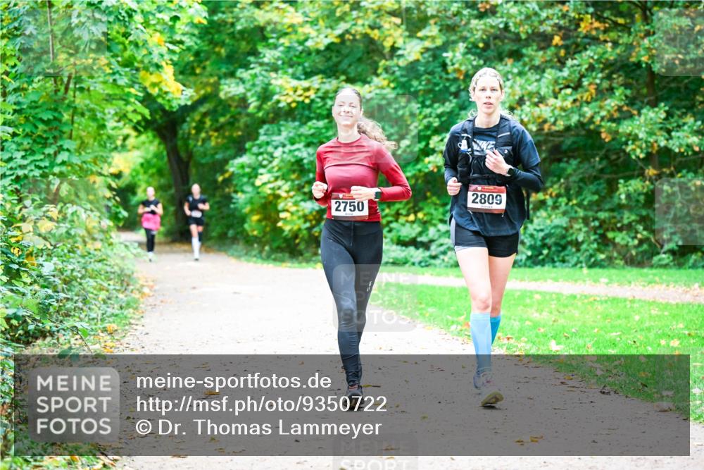 12.10.2025 - Bramfelder Halbmarathon 2025 Dr. Thomas Lammeyer http://msf.ph/oto/9350722 12.10.2025 10:35:28 Laufen 2809, 2750 meine-sportfotos.de