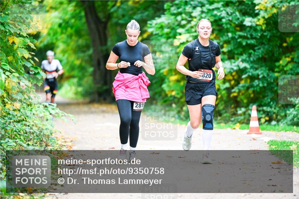 12.10.2025 - Bramfelder Halbmarathon 2025 Dr. Thomas Lammeyer http://msf.ph/oto/9350758 12.10.2025 10:35:36 Laufen 820, 2819 meine-sportfotos.de