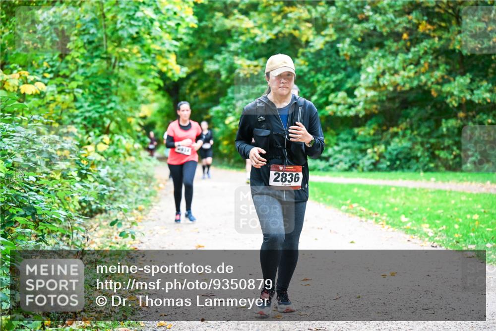 12.10.2025 - Bramfelder Halbmarathon 2025 Dr. Thomas Lammeyer http://msf.ph/oto/9350879 12.10.2025 10:36:16 Laufen 011, 2836 meine-sportfotos.de