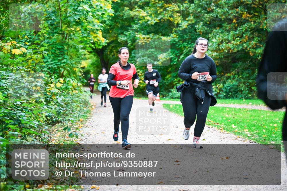 12.10.2025 - Bramfelder Halbmarathon 2025 Dr. Thomas Lammeyer http://msf.ph/oto/9350887 12.10.2025 10:36:18 Laufen 2974, 226 meine-sportfotos.de