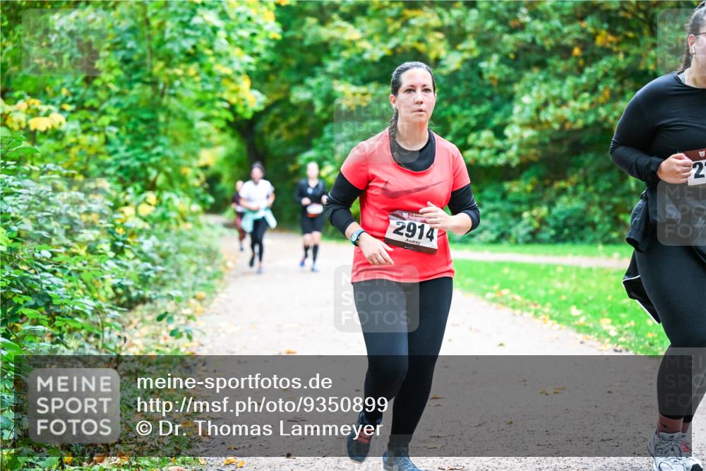 12.10.2025 - Bramfelder Halbmarathon 2025 Dr. Thomas Lammeyer http://msf.ph/oto/9350899 12.10.2025 10:36:19 Laufen 2914, 2 meine-sportfotos.de