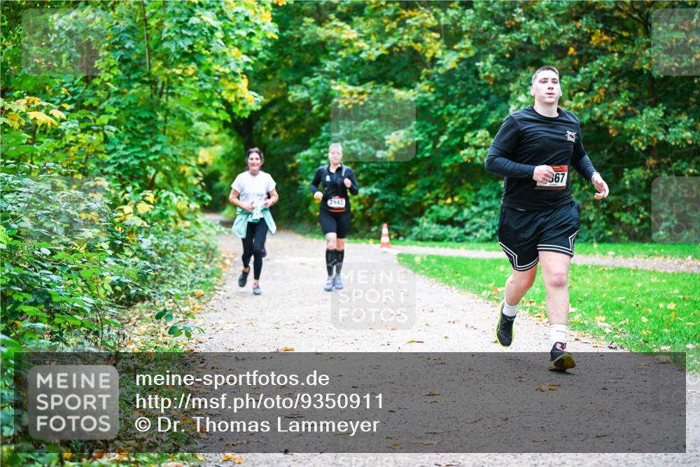 12.10.2025 - Bramfelder Halbmarathon 2025 Dr. Thomas Lammeyer http://msf.ph/oto/9350911 12.10.2025 10:36:22 Laufen 367 meine-sportfotos.de