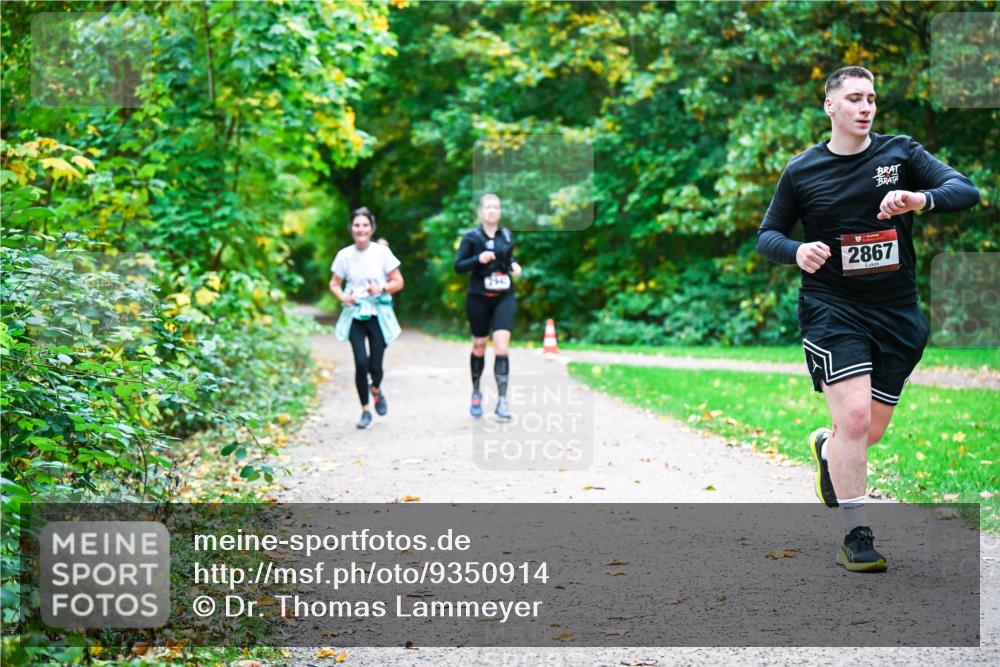12.10.2025 - Bramfelder Halbmarathon 2025 Dr. Thomas Lammeyer http://msf.ph/oto/9350914 12.10.2025 10:36:22 Laufen 2867 meine-sportfotos.de
