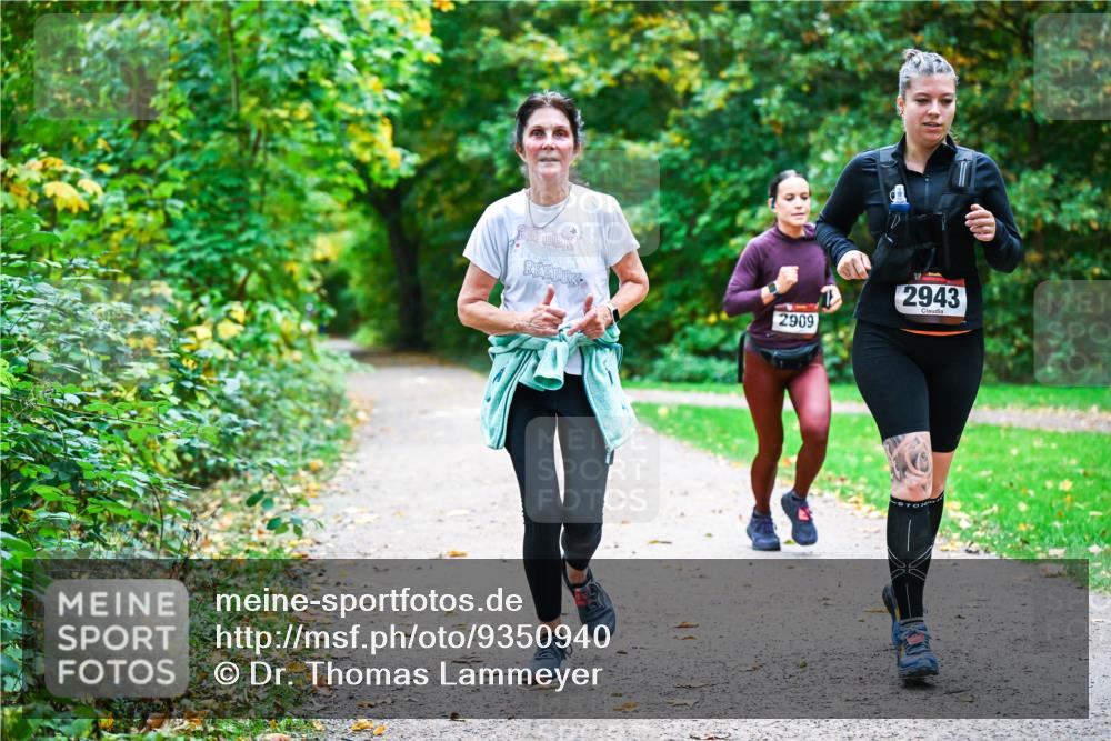 12.10.2025 - Bramfelder Halbmarathon 2025 Dr. Thomas Lammeyer http://msf.ph/oto/9350940 12.10.2025 10:36:26 Laufen 2943, 2909 meine-sportfotos.de