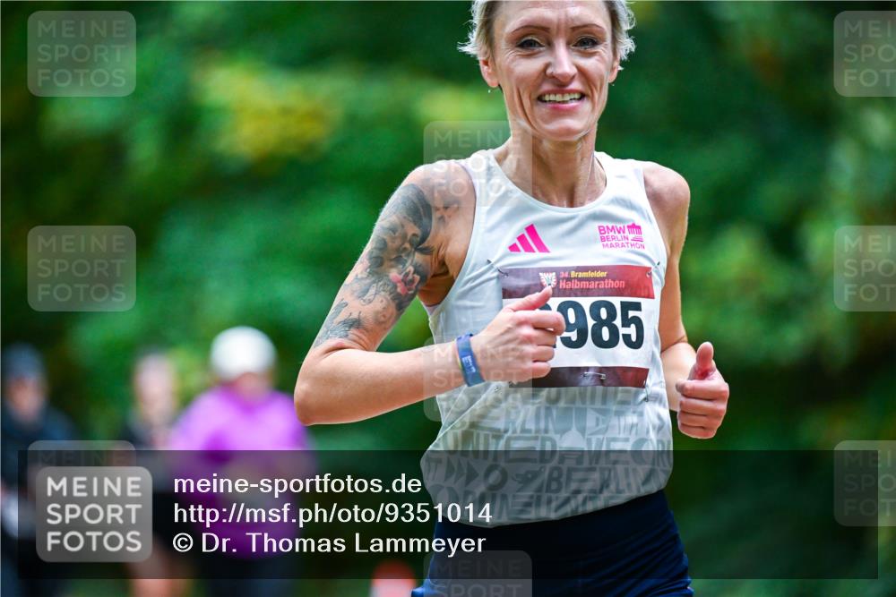 12.10.2025 - Bramfelder Halbmarathon 2025 Dr. Thomas Lammeyer http://msf.ph/oto/9351014 12.10.2025 10:37:01 Laufen 34, 985 meine-sportfotos.de