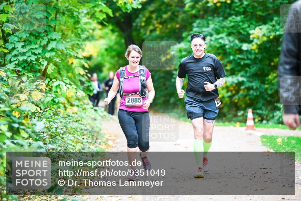 12.10.2025 - Bramfelder Halbmarathon 2025 Dr. Thomas Lammeyer http://msf.ph/oto/9351049 12.10.2025 10:37:25 Laufen 2885, 26 meine-sportfotos.de