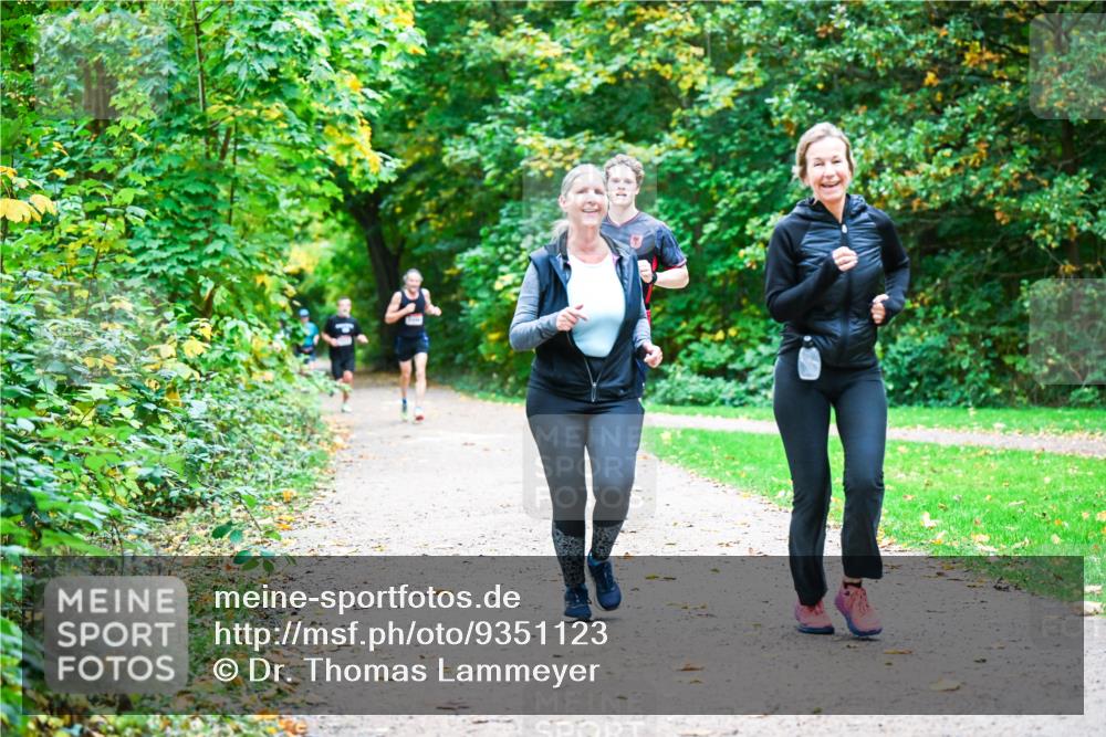 12.10.2025 - Bramfelder Halbmarathon 2025 Dr. Thomas Lammeyer http://msf.ph/oto/9351123 12.10.2025 10:37:39 Laufen  meine-sportfotos.de