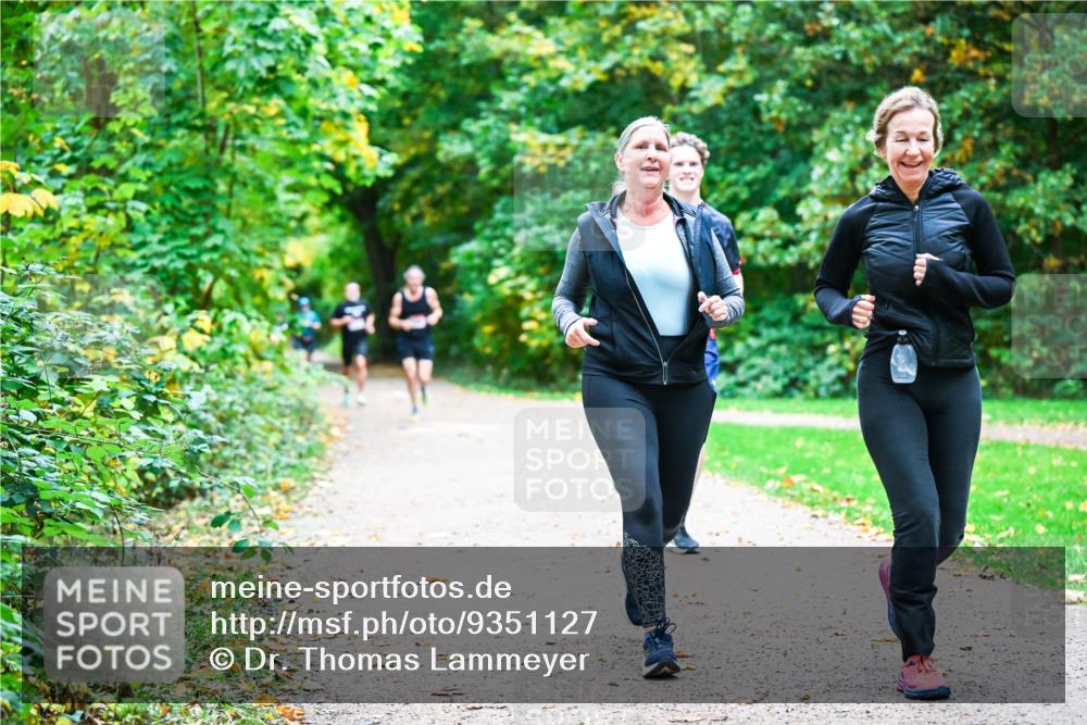 12.10.2025 - Bramfelder Halbmarathon 2025 Dr. Thomas Lammeyer http://msf.ph/oto/9351127 12.10.2025 10:37:40 Laufen  meine-sportfotos.de