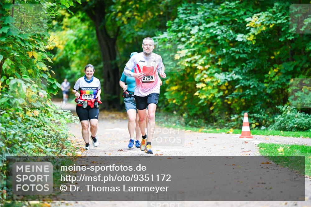 12.10.2025 - Bramfelder Halbmarathon 2025 Dr. Thomas Lammeyer http://msf.ph/oto/9351172 12.10.2025 10:37:50 Laufen 2198, 2755 meine-sportfotos.de