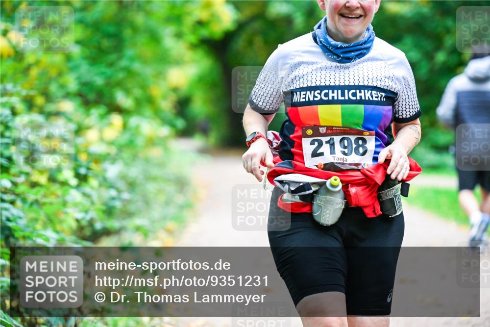 12.10.2025 - Bramfelder Halbmarathon 2025 Dr. Thomas Lammeyer http://msf.ph/oto/9351231 12.10.2025 10:38:00 Laufen 3, 2198 meine-sportfotos.de
