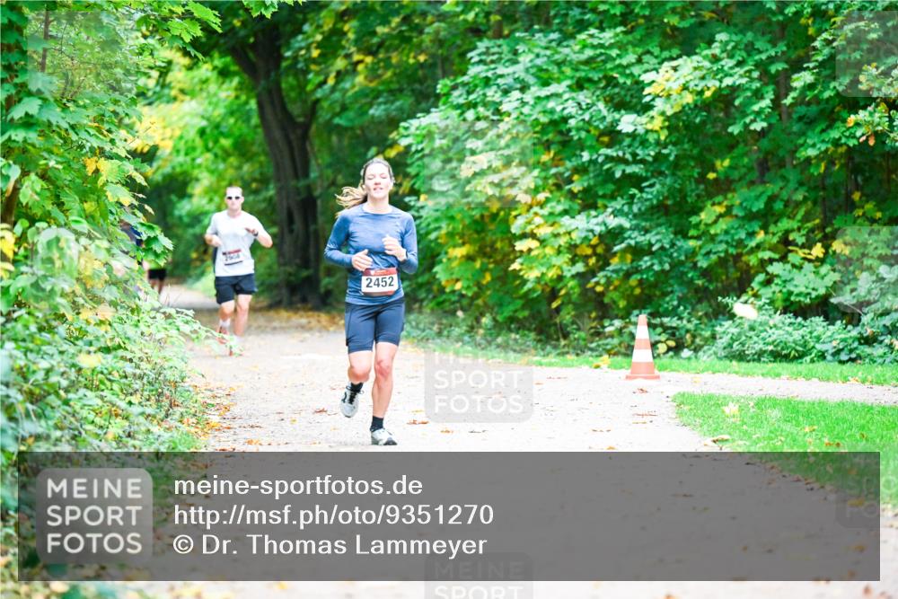 12.10.2025 - Bramfelder Halbmarathon 2025 Dr. Thomas Lammeyer http://msf.ph/oto/9351270 12.10.2025 10:38:28 Laufen 2908, 2452 meine-sportfotos.de