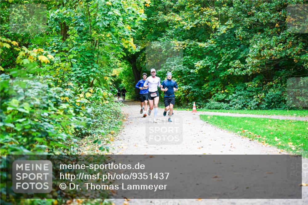 12.10.2025 - Bramfelder Halbmarathon 2025 Dr. Thomas Lammeyer http://msf.ph/oto/9351437 12.10.2025 10:39:06 Laufen  meine-sportfotos.de