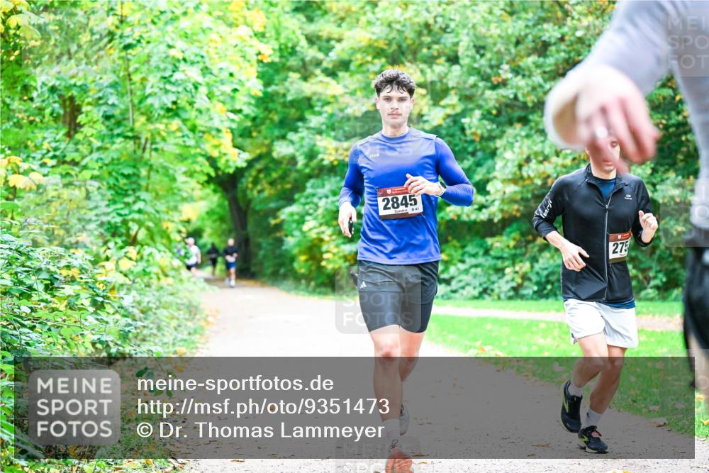 12.10.2025 - Bramfelder Halbmarathon 2025 Dr. Thomas Lammeyer http://msf.ph/oto/9351473 12.10.2025 10:39:11 Laufen 2845, 275 meine-sportfotos.de
