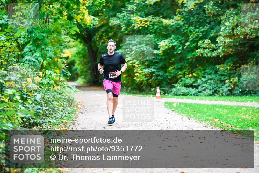 12.10.2025 - Bramfelder Halbmarathon 2025 Dr. Thomas Lammeyer http://msf.ph/oto/9351772 12.10.2025 10:40:29 Laufen 2480 meine-sportfotos.de