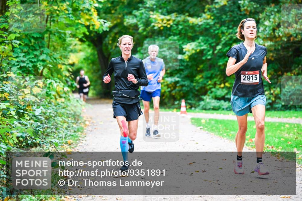 12.10.2025 - Bramfelder Halbmarathon 2025 Dr. Thomas Lammeyer http://msf.ph/oto/9351891 12.10.2025 10:41:00 Laufen 0, 2915 meine-sportfotos.de