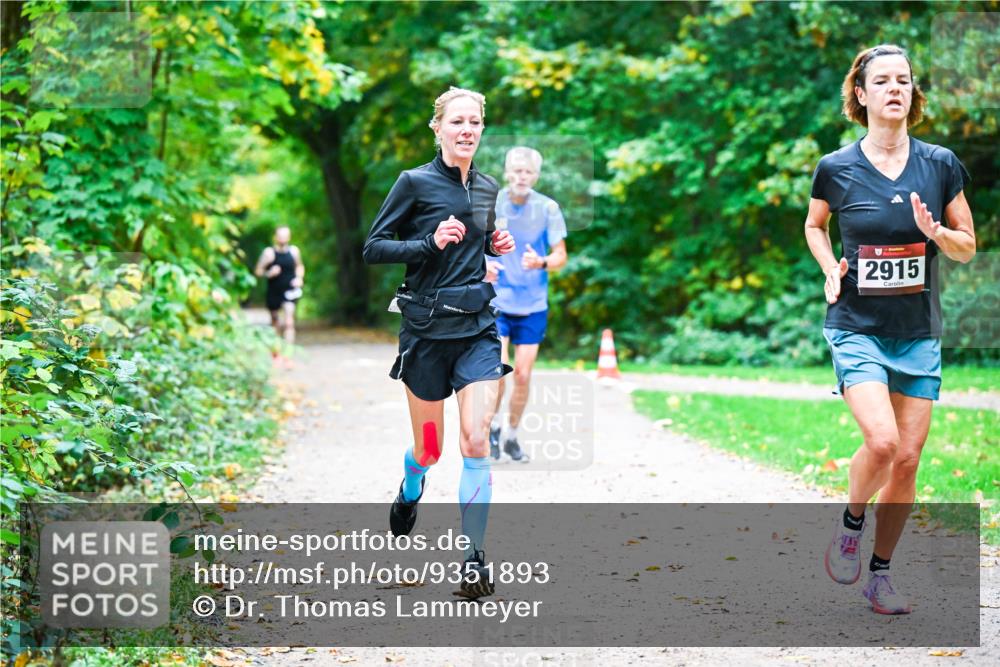 12.10.2025 - Bramfelder Halbmarathon 2025 Dr. Thomas Lammeyer http://msf.ph/oto/9351893 12.10.2025 10:41:00 Laufen 2915 meine-sportfotos.de