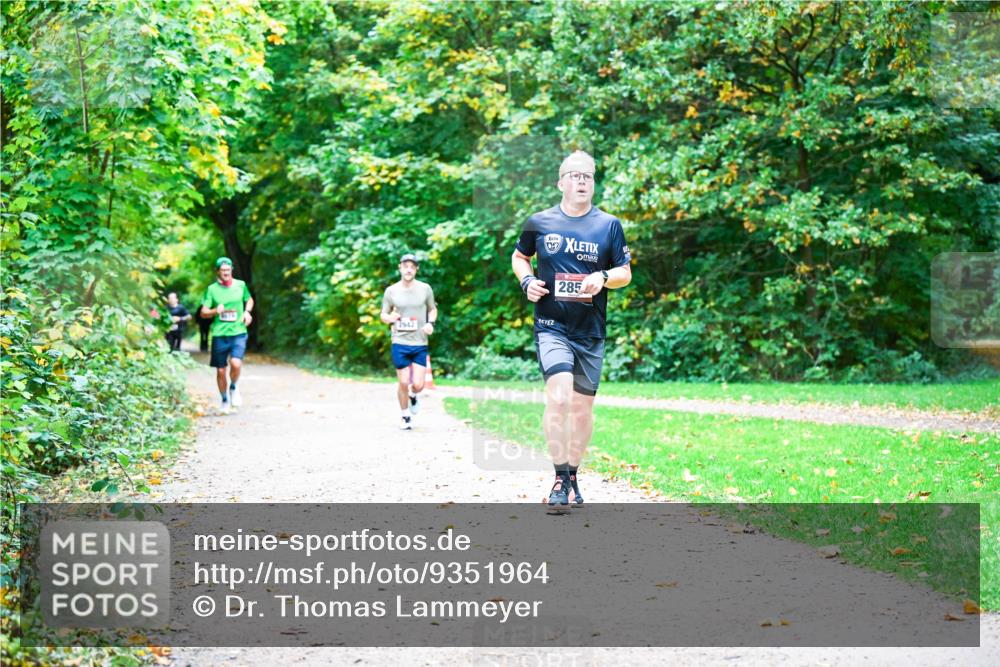 12.10.2025 - Bramfelder Halbmarathon 2025 Dr. Thomas Lammeyer http://msf.ph/oto/9351964 12.10.2025 10:41:26 Laufen 2942, 285 meine-sportfotos.de