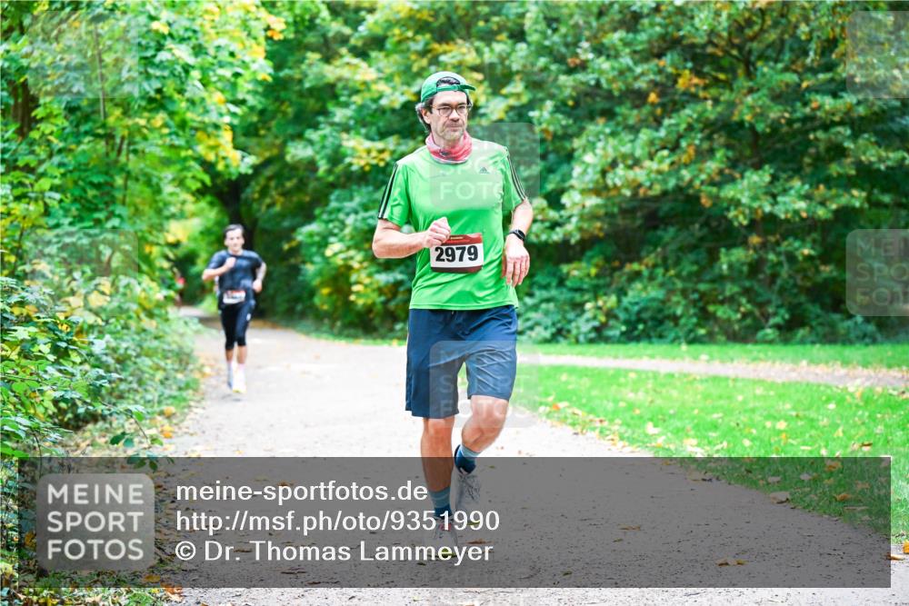 12.10.2025 - Bramfelder Halbmarathon 2025 Dr. Thomas Lammeyer http://msf.ph/oto/9351990 12.10.2025 10:41:31 Laufen 2979 meine-sportfotos.de