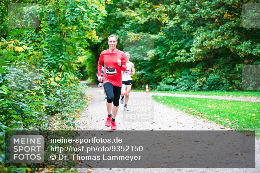 12.10.2025 - Bramfelder Halbmarathon 2025 Dr. Thomas Lammeyer http://msf.ph/oto/9352150 12.10.2025 10:42:25 Laufen 2605, 2026 meine-sportfotos.de