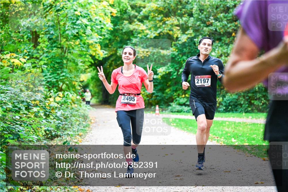 12.10.2025 - Bramfelder Halbmarathon 2025 Dr. Thomas Lammeyer http://msf.ph/oto/9352391 12.10.2025 10:43:30 Laufen 2495, 2197, 140 meine-sportfotos.de