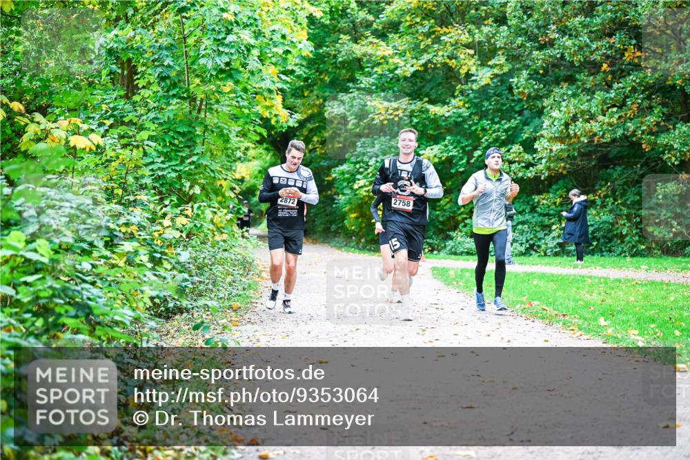 12.10.2025 - Bramfelder Halbmarathon 2025 Dr. Thomas Lammeyer http://msf.ph/oto/9353064 12.10.2025 10:45:46 Laufen 2758, 2872 meine-sportfotos.de