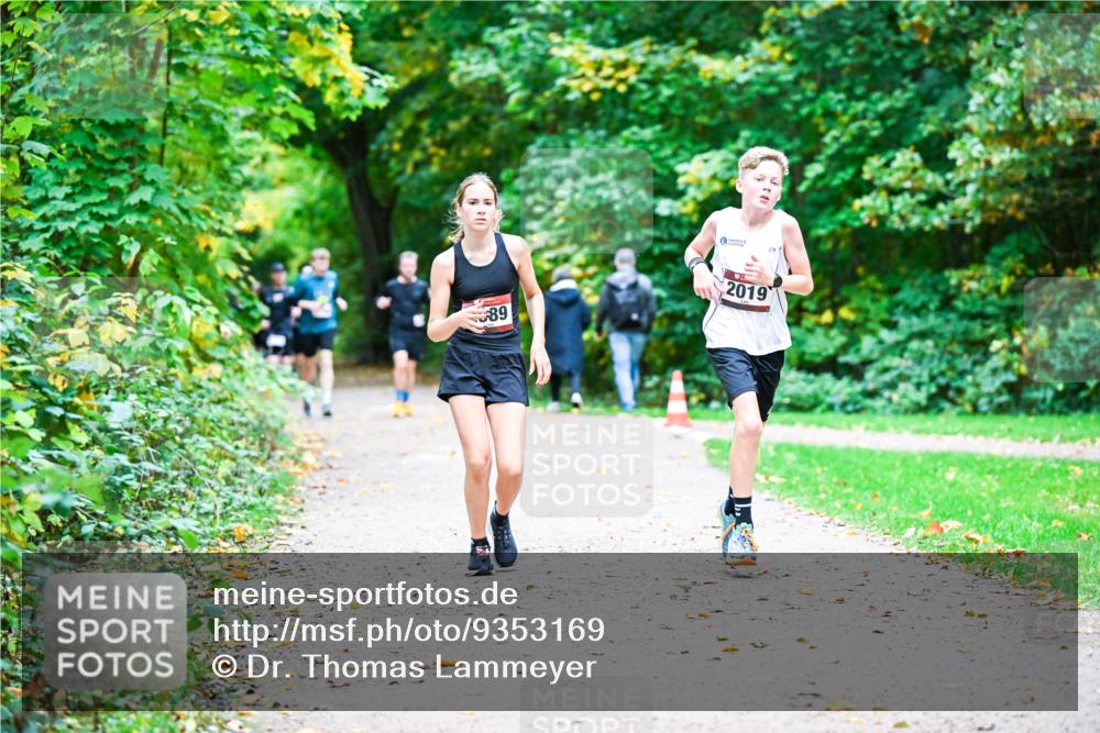12.10.2025 - Bramfelder Halbmarathon 2025 Dr. Thomas Lammeyer http://msf.ph/oto/9353169 12.10.2025 10:46:05 Laufen 89, 2019 meine-sportfotos.de