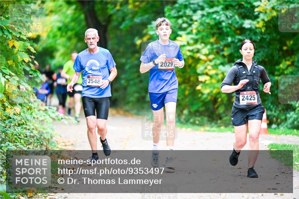 12.10.2025 - Bramfelder Halbmarathon 2025 Dr. Thomas Lammeyer http://msf.ph/oto/9353497 12.10.2025 10:47:08 Laufen 2029, 2548, 2425, 27 meine-sportfotos.de