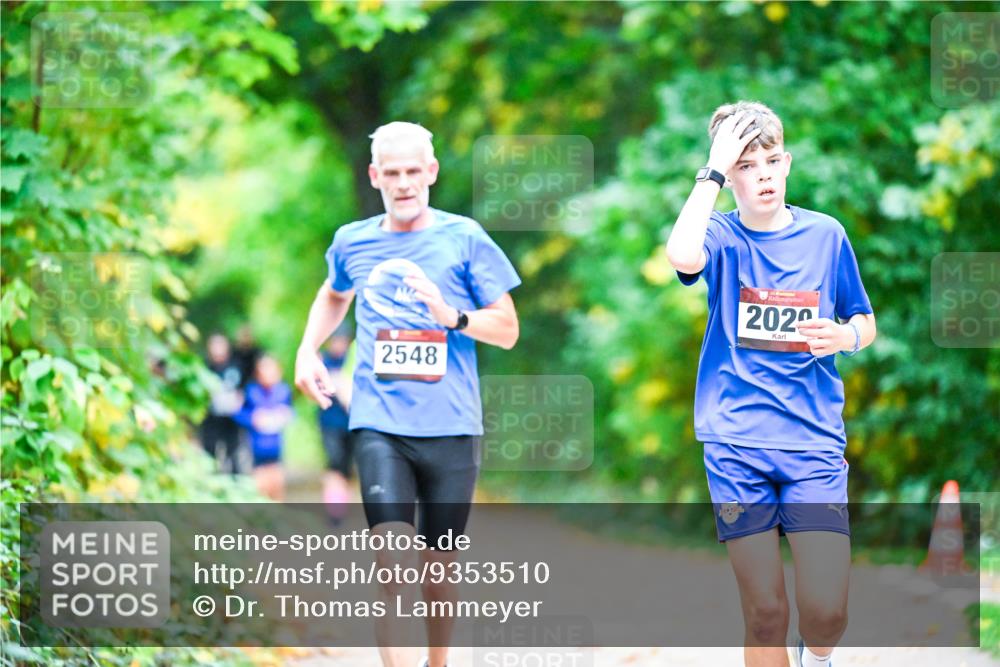 12.10.2025 - Bramfelder Halbmarathon 2025 Dr. Thomas Lammeyer http://msf.ph/oto/9353510 12.10.2025 10:47:10 Laufen 2548, 2020 meine-sportfotos.de