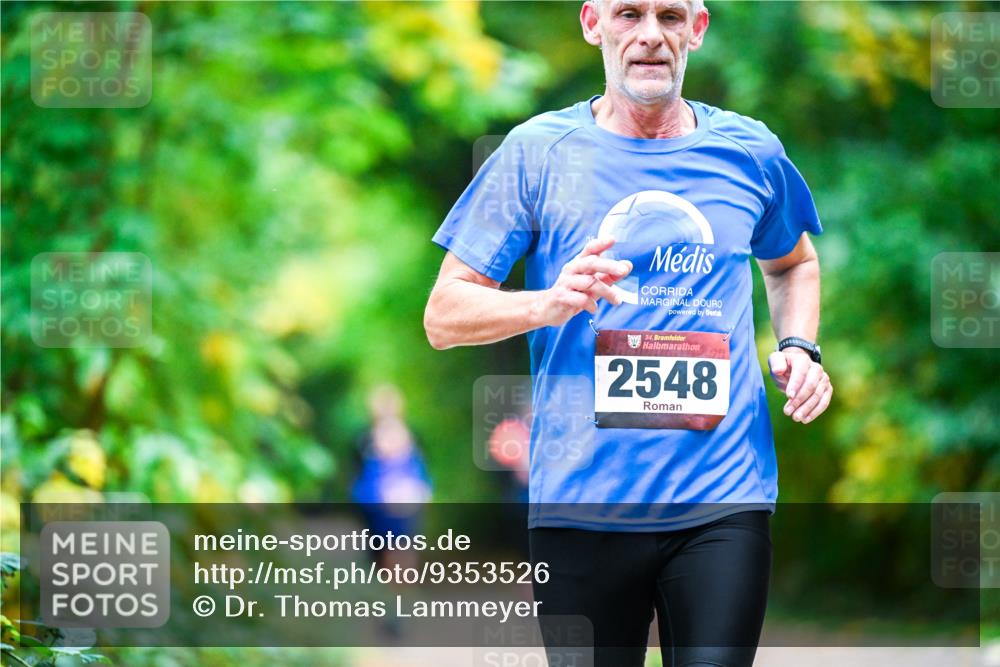 12.10.2025 - Bramfelder Halbmarathon 2025 Dr. Thomas Lammeyer http://msf.ph/oto/9353526 12.10.2025 10:47:13 Laufen 34, 2548 meine-sportfotos.de