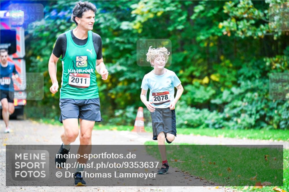 12.10.2025 - Bramfelder Halbmarathon 2025 Dr. Thomas Lammeyer http://msf.ph/oto/9353637 12.10.2025 10:47:42 Laufen 2011, 2078 meine-sportfotos.de