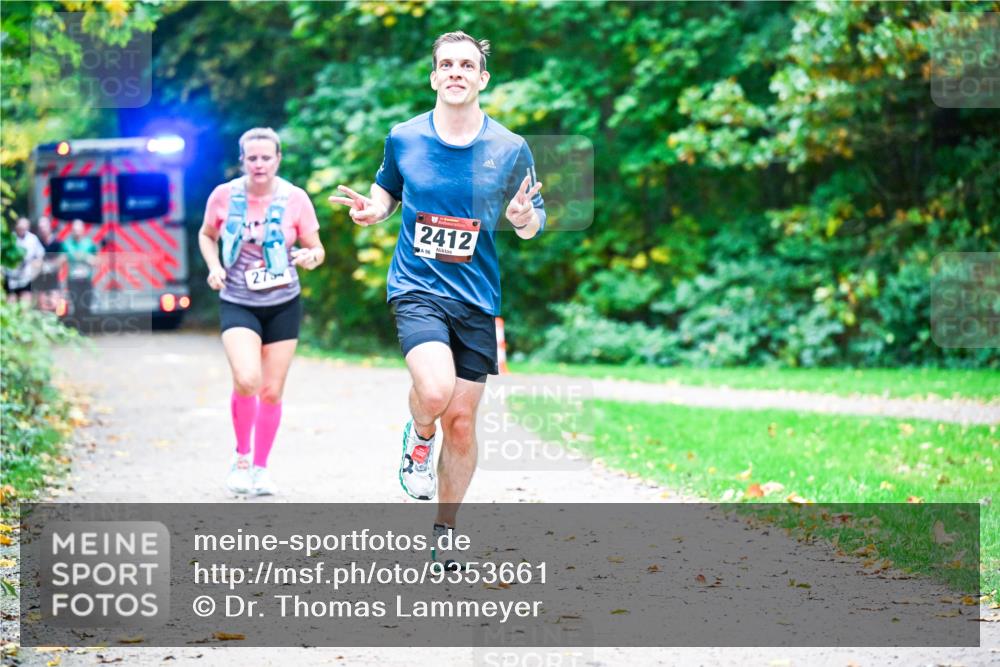 12.10.2025 - Bramfelder Halbmarathon 2025 Dr. Thomas Lammeyer http://msf.ph/oto/9353661 12.10.2025 10:47:48 Laufen 275, 2412, 96 meine-sportfotos.de