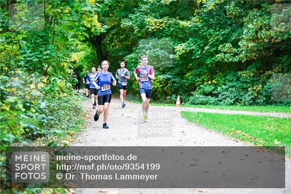 12.10.2025 - Bramfelder Halbmarathon 2025 Dr. Thomas Lammeyer http://msf.ph/oto/9354199 12.10.2025 10:49:33 Laufen 2030, 2759 meine-sportfotos.de