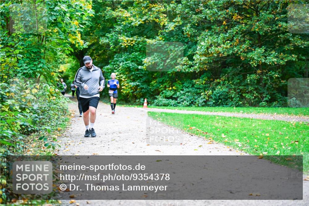 12.10.2025 - Bramfelder Halbmarathon 2025 Dr. Thomas Lammeyer http://msf.ph/oto/9354378 12.10.2025 10:50:01 Laufen  meine-sportfotos.de