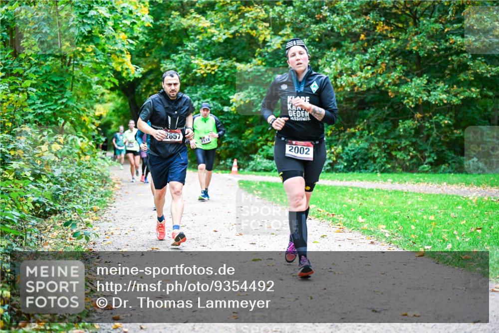 12.10.2025 - Bramfelder Halbmarathon 2025 Dr. Thomas Lammeyer http://msf.ph/oto/9354492 12.10.2025 10:50:25 Laufen 2657, 2518, 2002 meine-sportfotos.de