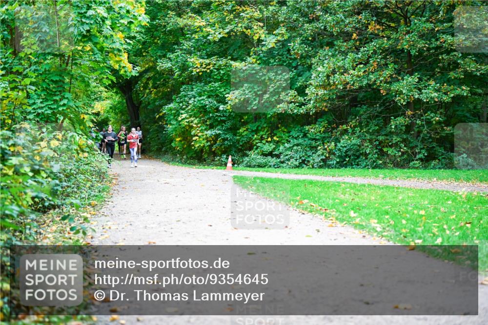 12.10.2025 - Bramfelder Halbmarathon 2025 Dr. Thomas Lammeyer http://msf.ph/oto/9354645 12.10.2025 10:50:57 Laufen  meine-sportfotos.de
