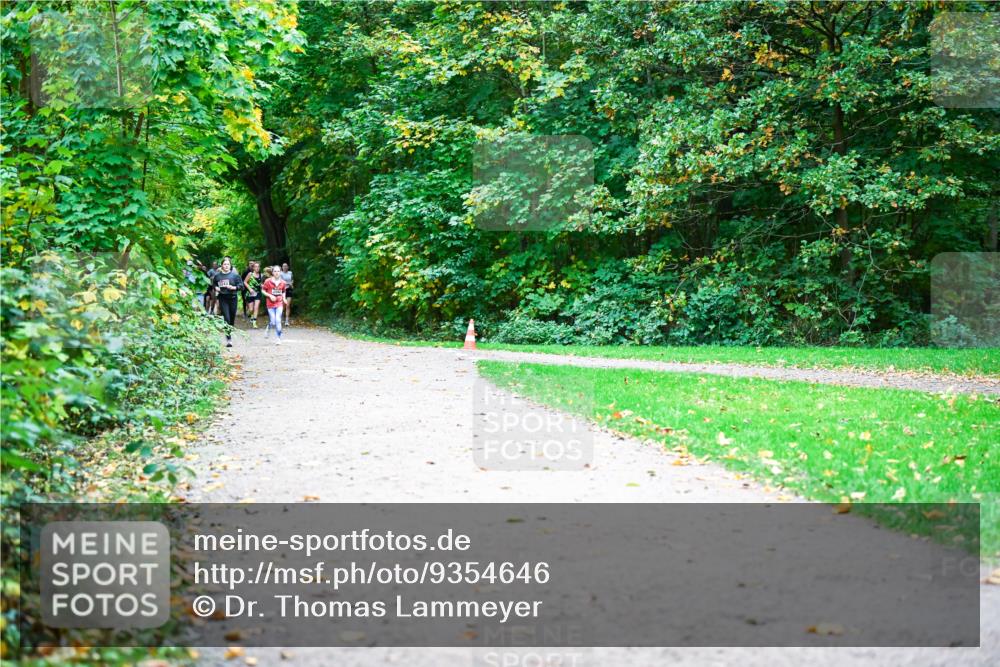 12.10.2025 - Bramfelder Halbmarathon 2025 Dr. Thomas Lammeyer http://msf.ph/oto/9354646 12.10.2025 10:50:57 Laufen  meine-sportfotos.de
