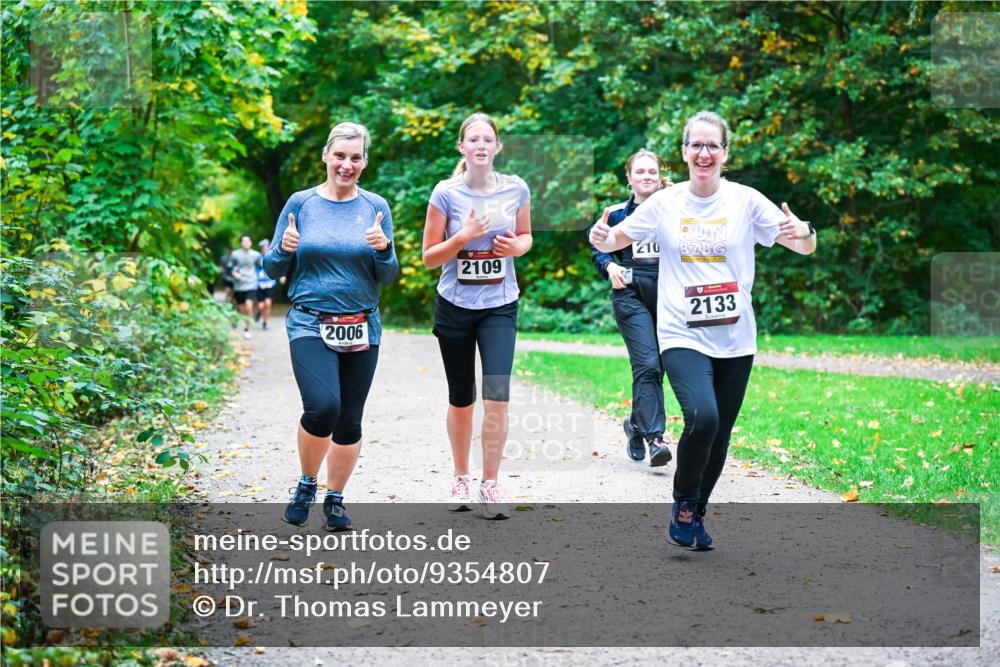 12.10.2025 - Bramfelder Halbmarathon 2025 Dr. Thomas Lammeyer http://msf.ph/oto/9354807 12.10.2025 10:51:28 Laufen 2006, 2109, 210, 2133 meine-sportfotos.de